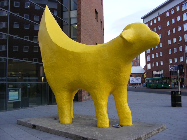 The original yellow Superlambanana sculpture in Liverpool